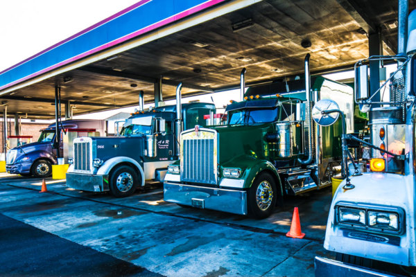 Six Ways Truckstops Still Transitioning to EMV Readers Can Mitigate Their Risk