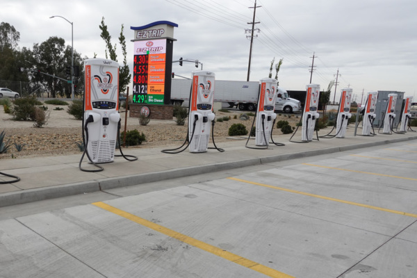 Travel Center Guidance on Navigating Funding From the National Electric Vehicle Infrastructure (NEVI) Formula Program [Podcast]