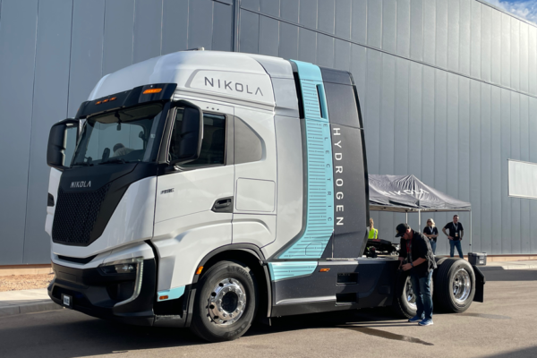 Nikola Launches Hydrogen Fuel Cell Electric Truck, Focuses on Fueling Infrastructure