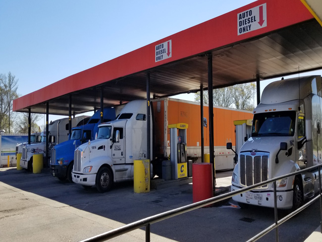 Clark Oil Trucks FuelingJI.jpg